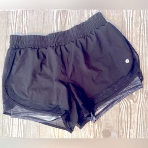 Avia Athletic shorts black size adult 12/13
